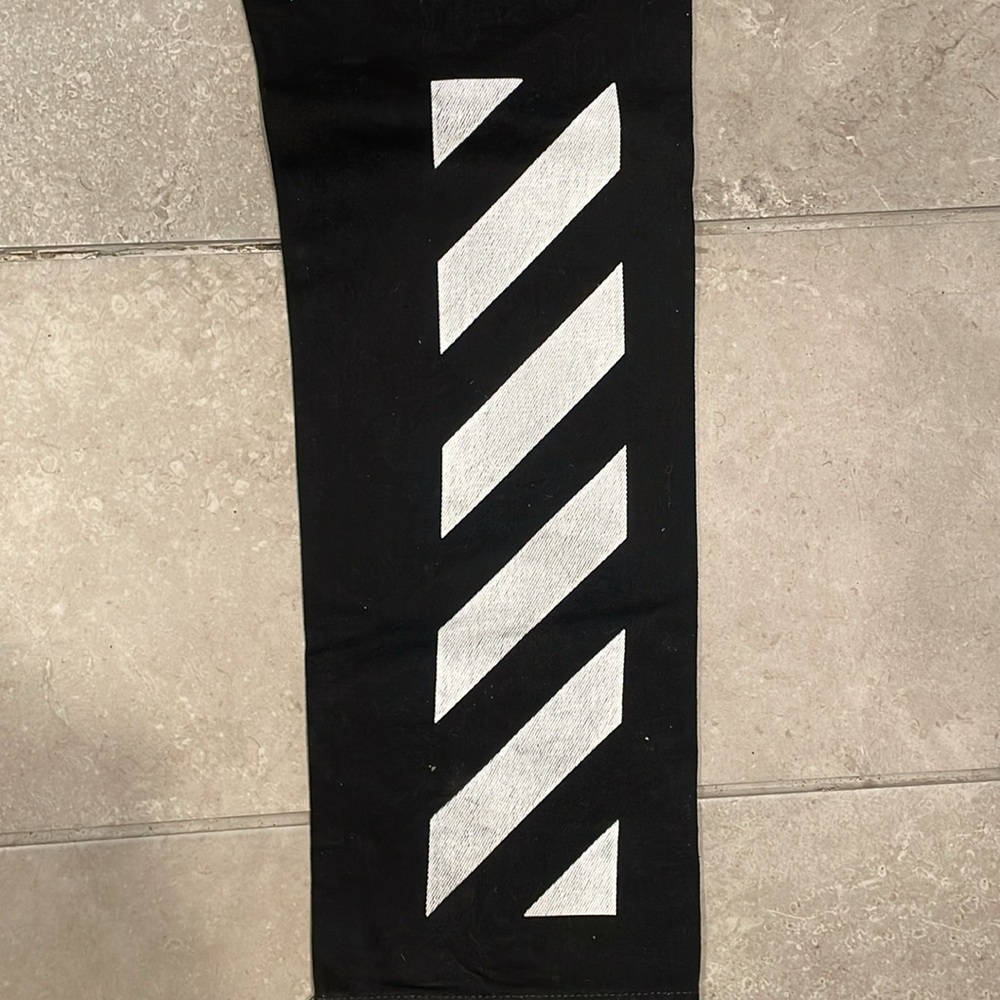 Off White Jeans - Picture 6 of 11